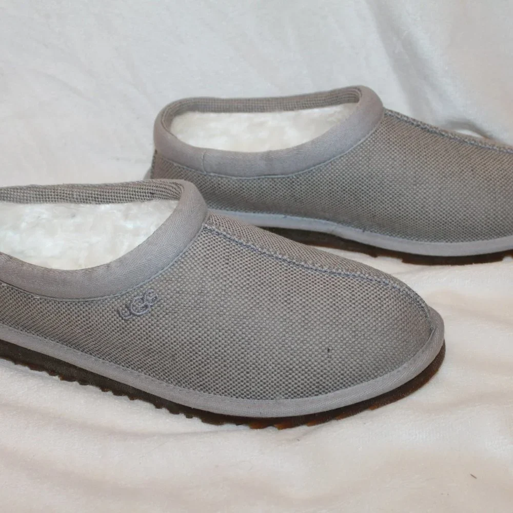 NIB UGG MEN'S CANVAS TASMAN‎ SLIP UP SHEARLING SLIPPERS LIGHT GRAY